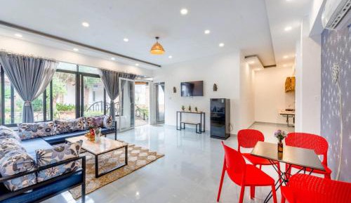 Two-Bedroom Apartment with Garden View