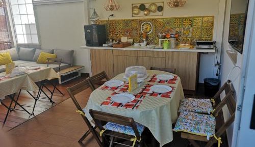 Deluxe Family Suite