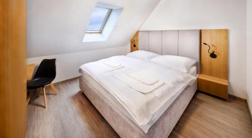 Superior Apartment with Sauna & Jacuzzi