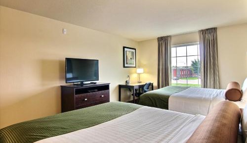 Deluxe Queen Room