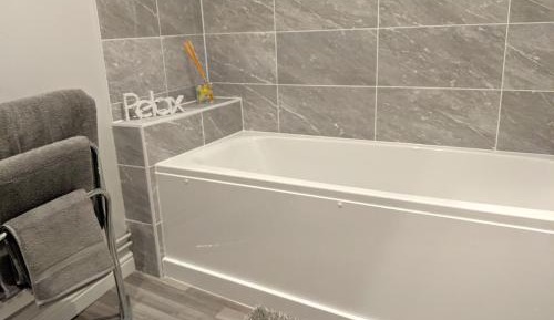 Deluxe Double Room with Bath
