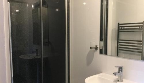 Deluxe Double Room with Shower
