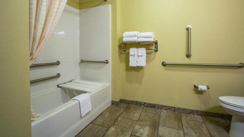 Queen Room - Disability Access