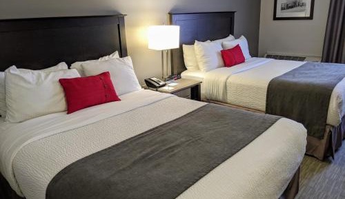 Queen Room with Two Queen Beds - Non-Smoking