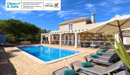 Villa with Sea View