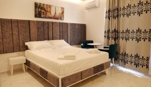Standard Suite