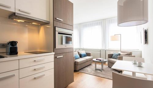Cozy Apartment with Kitchen