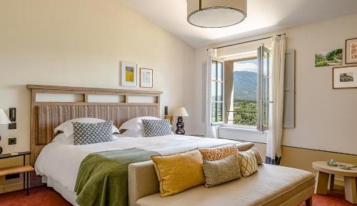 Deluxe Ventoux Room