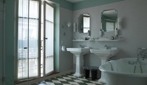 Signature Suite