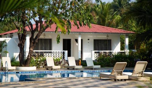 Double Room with Pool View