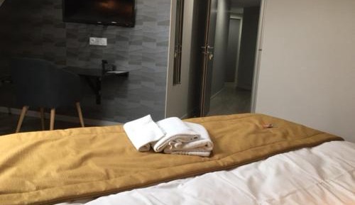 Comfort Triple Room with Shower