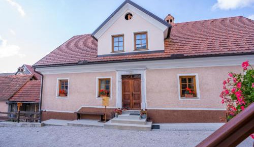 Three Bedroom Country House