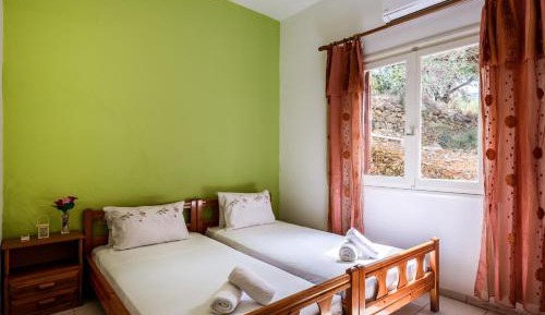 One-Bedroom Studio