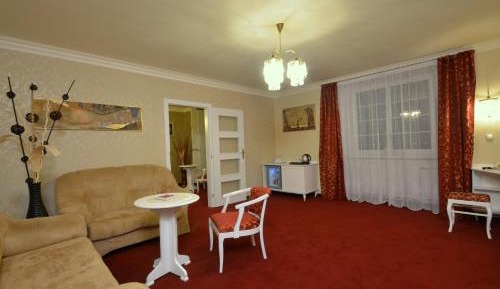 One-Bedroom Suite
