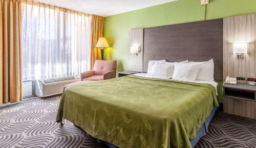 King Room - Accessible/Non-Smoking