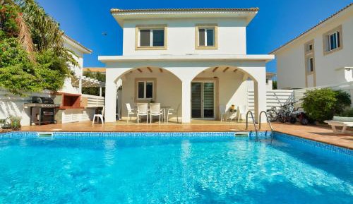 Villa with Private Pool