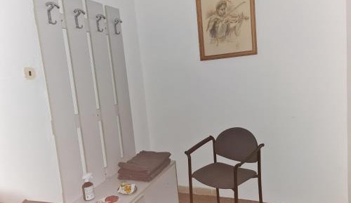 Standard Double Room with Shared Bathroom