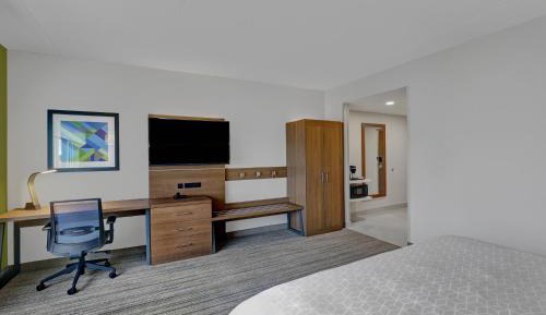 King Room - Mobility Access/Hearing Accessible
