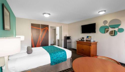 Queen Room - Mobility Access - Non-Smoking