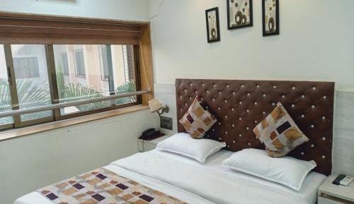 Deluxe Family Suite