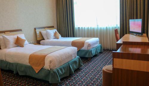 Twin Room with Bathroom