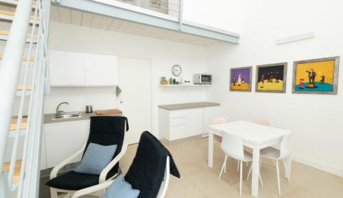 Studio - Split Level