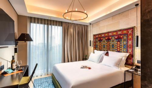 Classic with Balcony Room