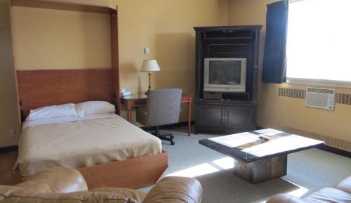 One-Bedroom Suite - Non-Smoking