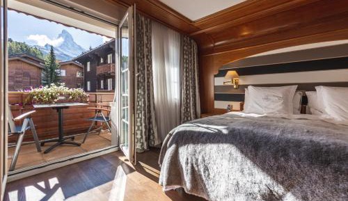 Executive Superior Double Room with Matterhorn View