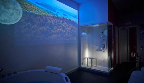 Deluxe Double Room with Spa Bath 