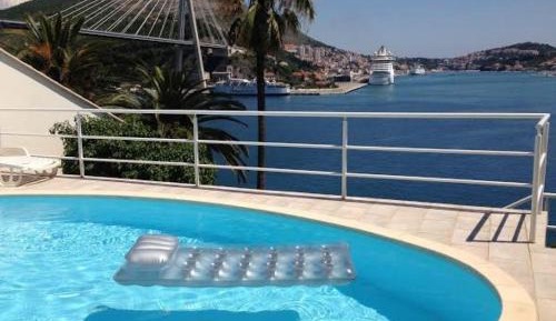 Studio with Terrace and Sea View
