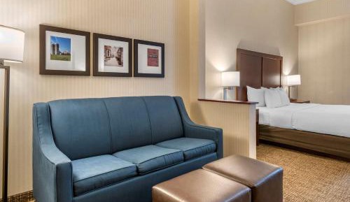 King Suite - Disability Access/Non-Smoking