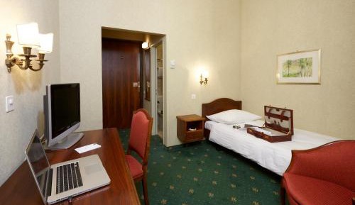 Classic Single Room