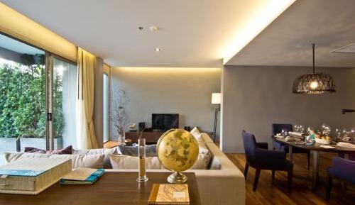 Prestige Pool Suite