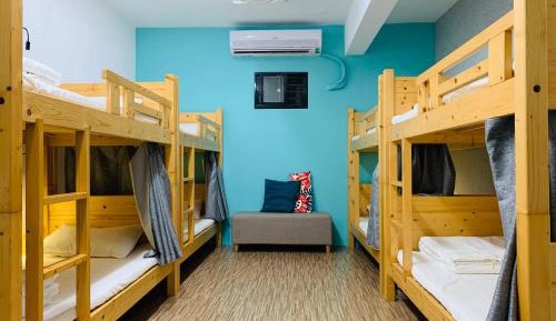 Bed in 10-Bed Mixed Dormitory Room