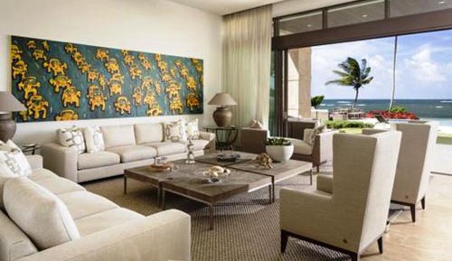 5 bedroom oceanfront villa with balcony