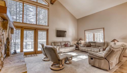 Four bedroom holiday home 
