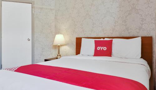 Deluxe Queen Room with Two Queen Beds