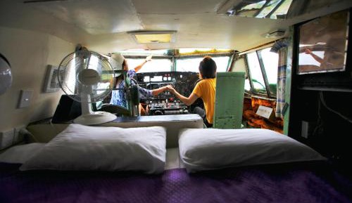 Plane cockpit unit