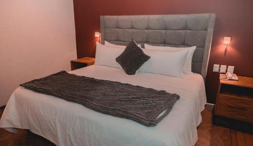 Standard King Room