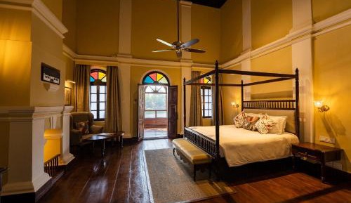 Heritage Room Lagoon/pool View King Bed