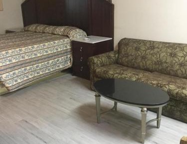 King Room - Non-Smoking