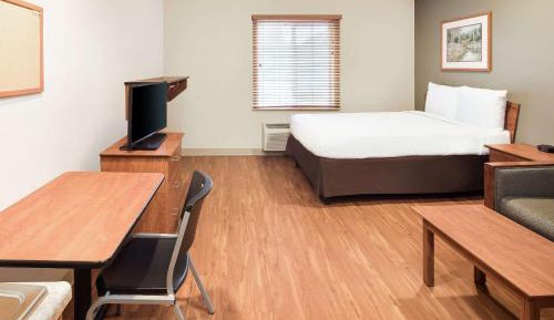 Queen Room with Sofa Bed - Disability Access/Smoking