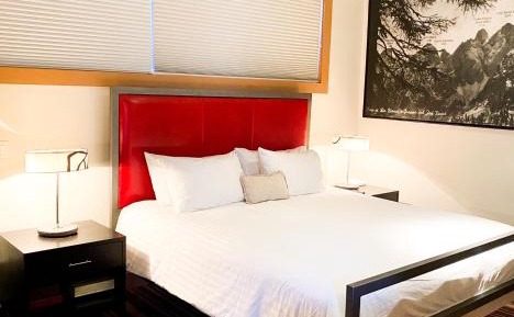 Superior King Room
