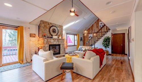 Six-Bedroom House