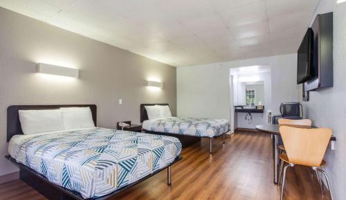 Quadruple Room - Non-Smoking