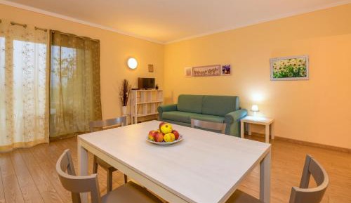 Superior One-Bedroom Apartment