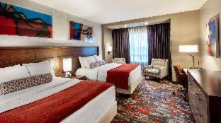 Deluxe Queen Room