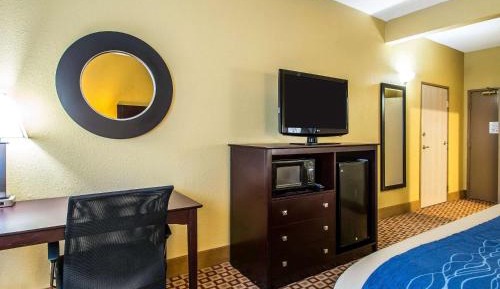 Queen Room with Two Queen Beds - Non-Smoking