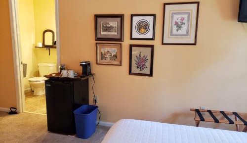 Queen Room